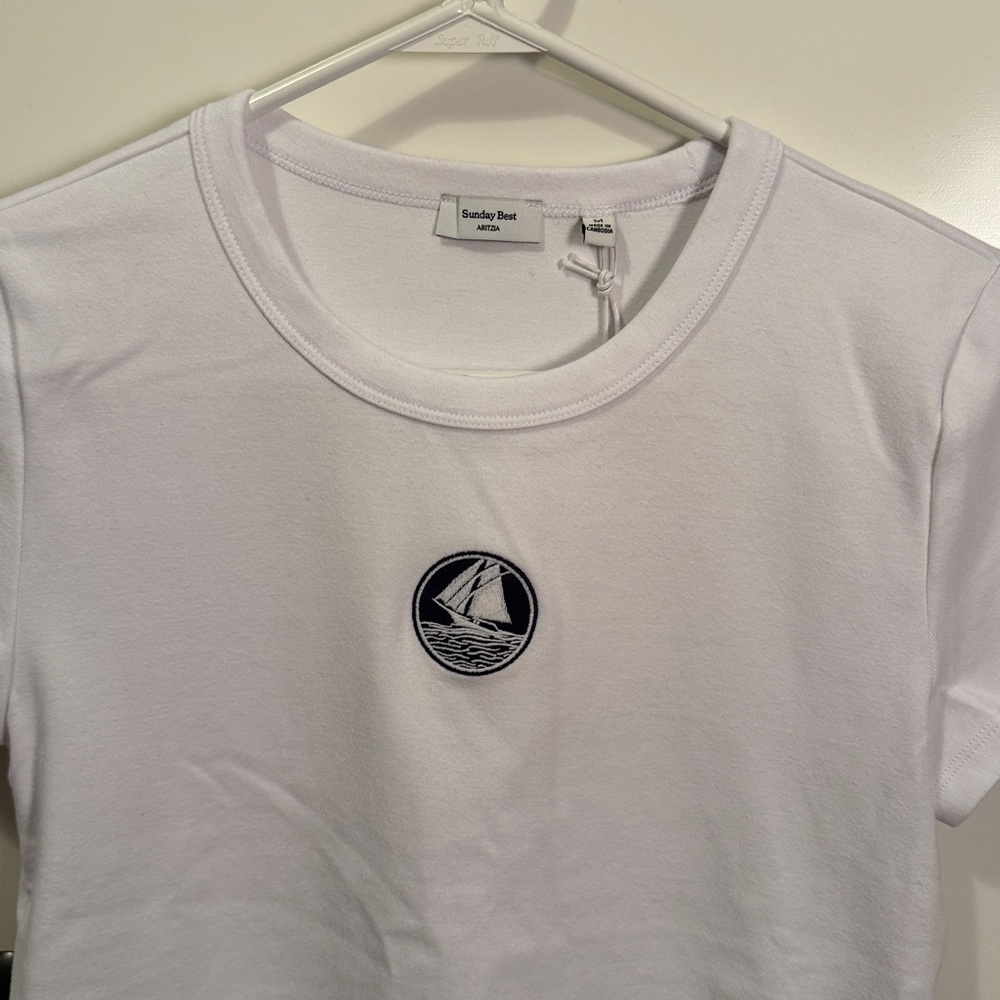 NWT Aritzia Sunday Best Crisp White Tee